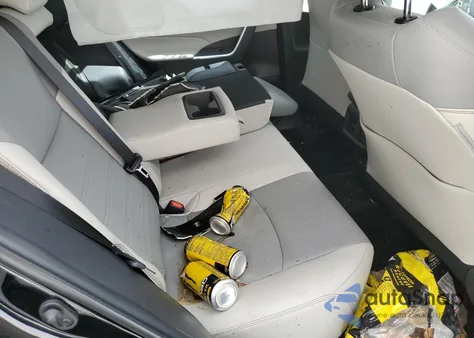 2025 Toyota Rav4 Xle Premium z USA, uszkodzony, nr VIN 2T3C1RFVXSW373756